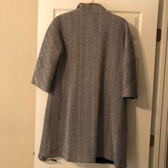 Heavy winter coat and rain coat/ reversible - Picture 3 of 3